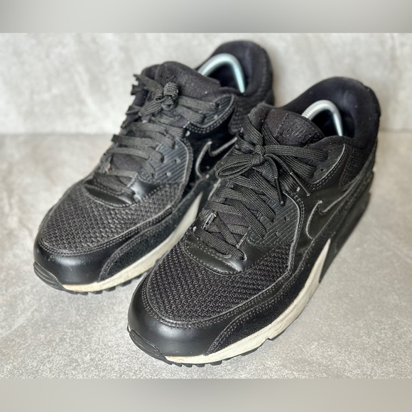 Nike Air Max 90 Stingray - Picture 5 of 9